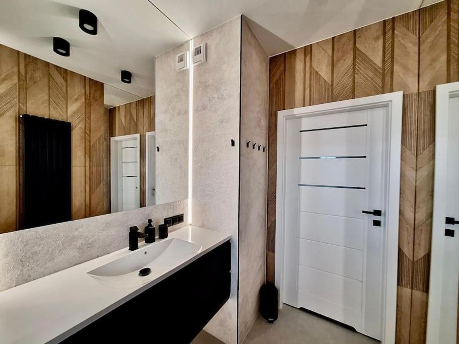 Easy Rent Apartments- Business Center 205 Lublin Luaran gambar